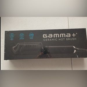 Gamma + Professional Ceramic Hot Brush